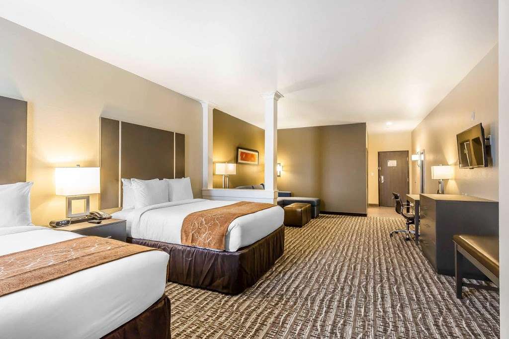 Comfort Suites Northwest Houston at Beltway 8 | 8155 N. Sam Houston Parkway W, Houston, TX 77064, USA | Phone: (346) 206-3300