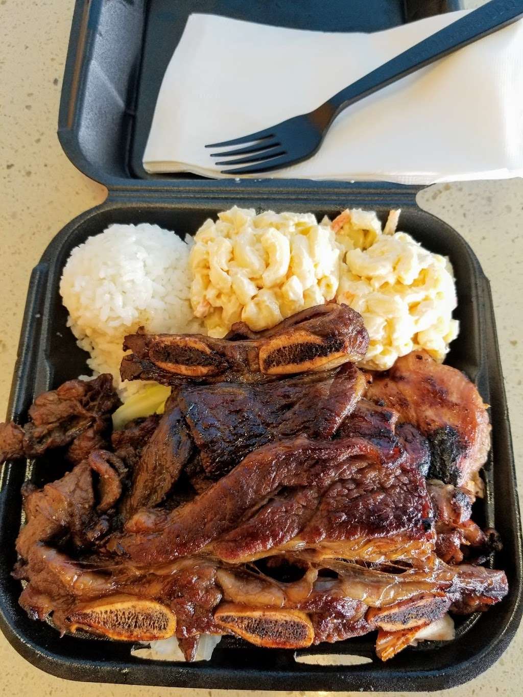 Ono Hawaiian BBQ | South gate, 9011 Garfield Ave #1, South Gate, CA 90280, USA | Phone: (562) 928-7888