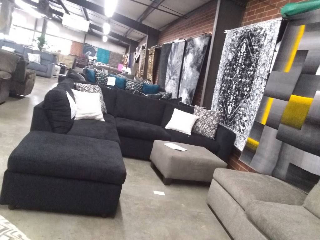 Southeastern Furniture | 3000 S Elm-Eugene St, Greensboro, NC 27406 | Phone: (336) 265-6842