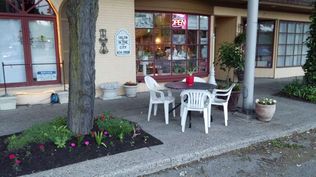 Salon in the City 814 | 814 Fort Wayne Ave, Indianapolis, IN 46204, USA | Phone: (317) 636-3909