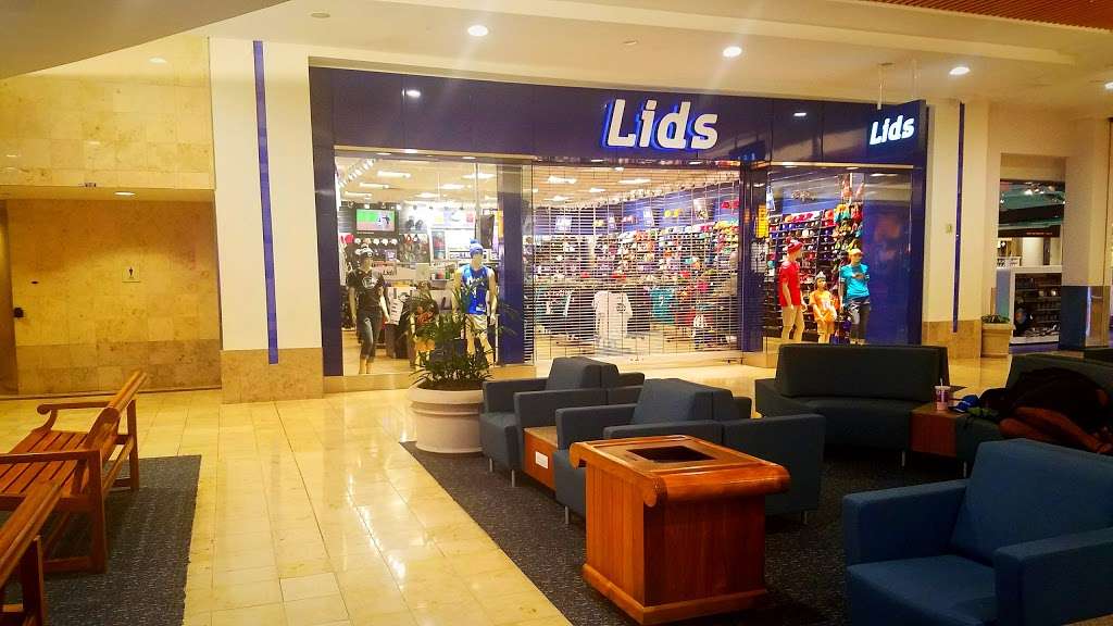 Lids | 9303 Jeff Fuqua Blvd #2991, Orlando, FL 32827, USA | Phone: (407) 825-7310