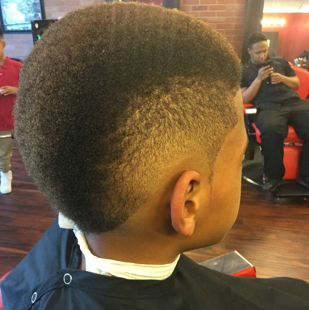 Vinces Barber Shop | 5500 Sinclair Ln, Baltimore, MD 21206, USA | Phone: (410) 488-4746