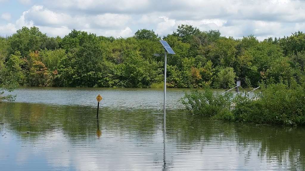 Louisburg Middle Creek Lake | Louisburg, KS 66053, USA