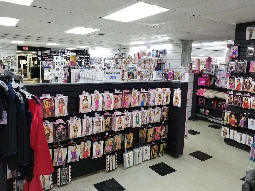 Moonlight Adult Boutique | 8910 E US Hwy 40, Kansas City, MO 64129, USA | Phone: (816) 255-3431