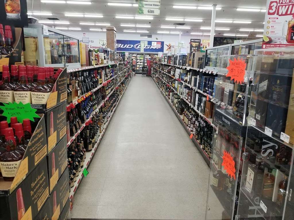 Lukes Liquors-Rockland | 167 Market St, Rockland, MA 02370, USA | Phone: (781) 878-0226