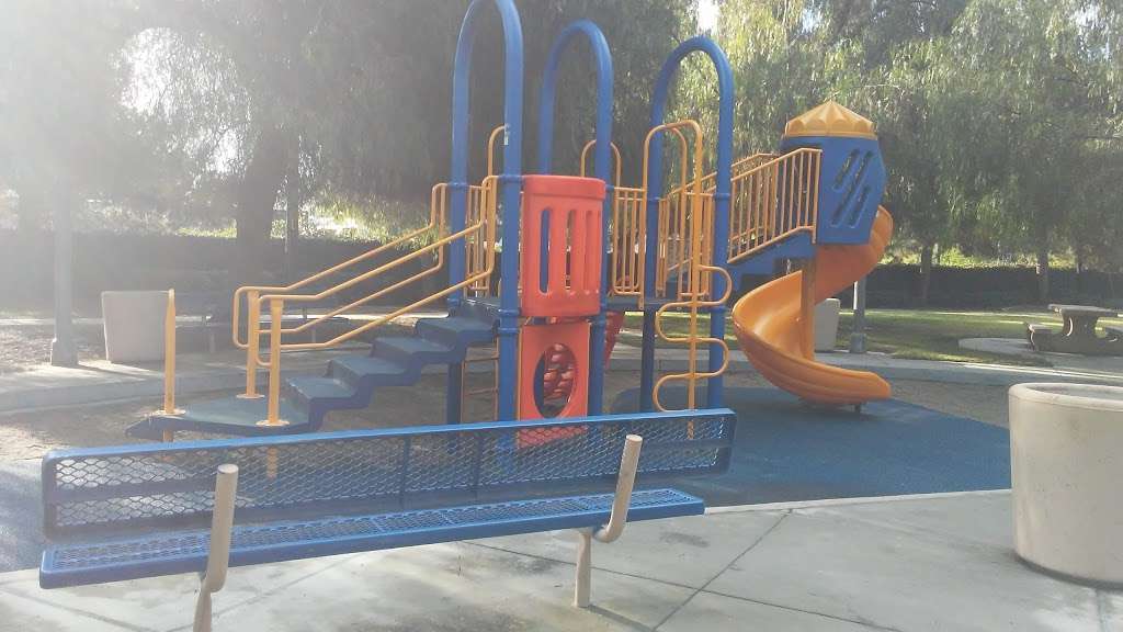 Cesar Chavez Park | 2720 Barjud Ave, Pomona, CA 91768, USA | Phone: (909) 620-2321