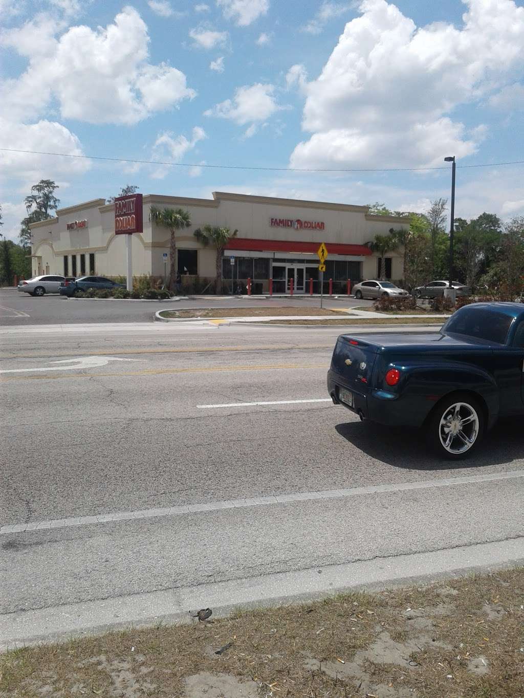 Family Dollar | 4296 Columbia St, Orlando, FL 32811, USA | Phone: (407) 513-4139