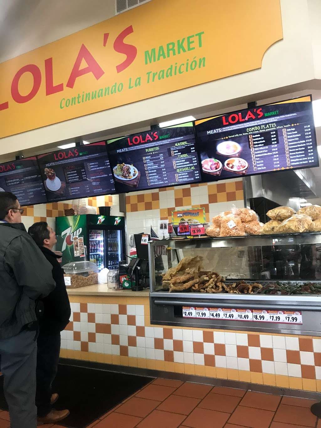 Lola´s Market | 241 N McDowell Blvd, Petaluma, CA 94954, USA | Phone: (707) 762-2112