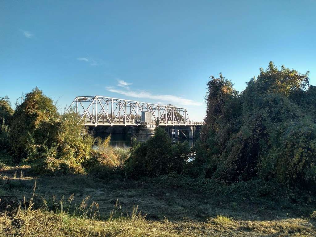 Miner Slough Bridge | and Miner Slough, CA-84, Walnut Grove, CA 95690, USA