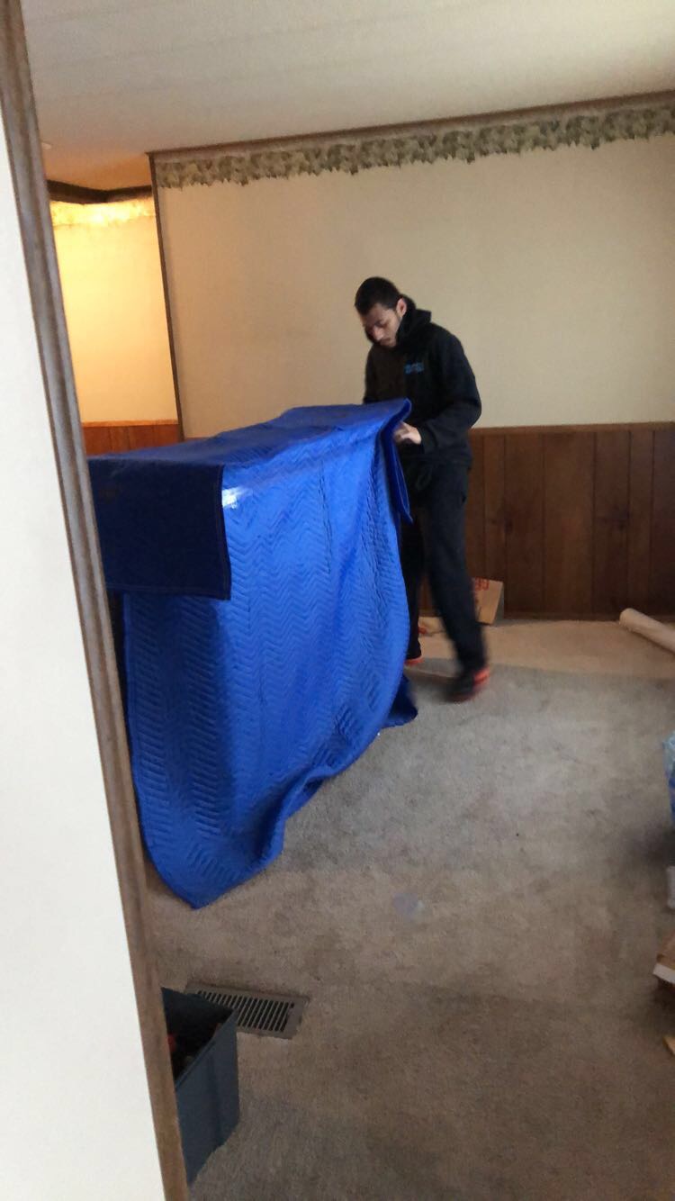 Worlds Best Movers inc | 506 W 103rd St, Chicago, IL 60628, United States | Phone: (312) 973-7736