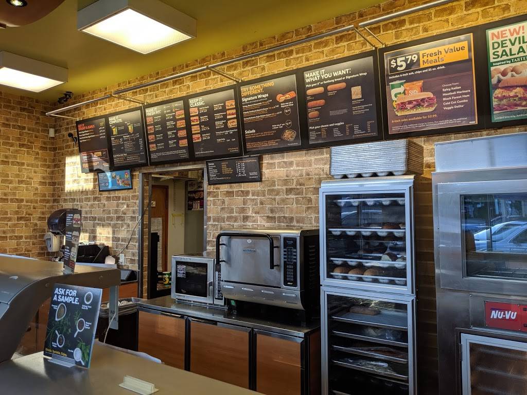 Subway | 1850 SW Skyline Blvd Suite 3A, Portland, OR 97221, USA | Phone: (503) 445-9580