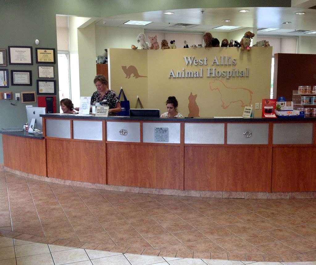 West Allis Animal Hospital | 1736 S 82nd St, West Allis, WI 53214, USA | Phone: (414) 476-3544