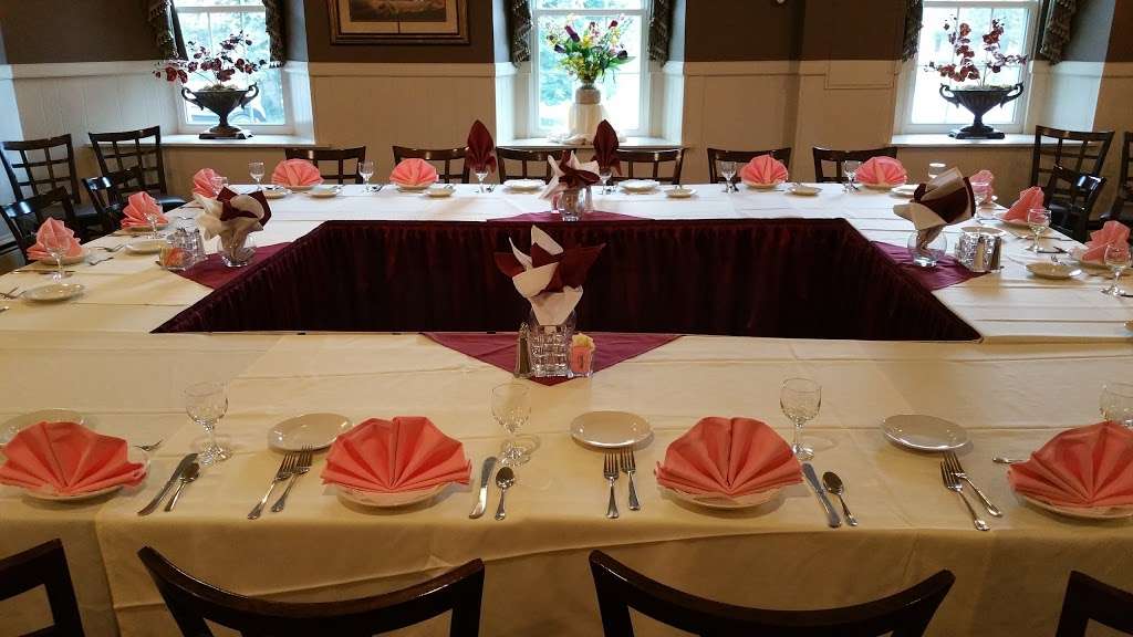 Thorndale Inn Restaurant | 430 Bondsville Rd, Downingtown, PA 19335, USA | Phone: (610) 269-5455