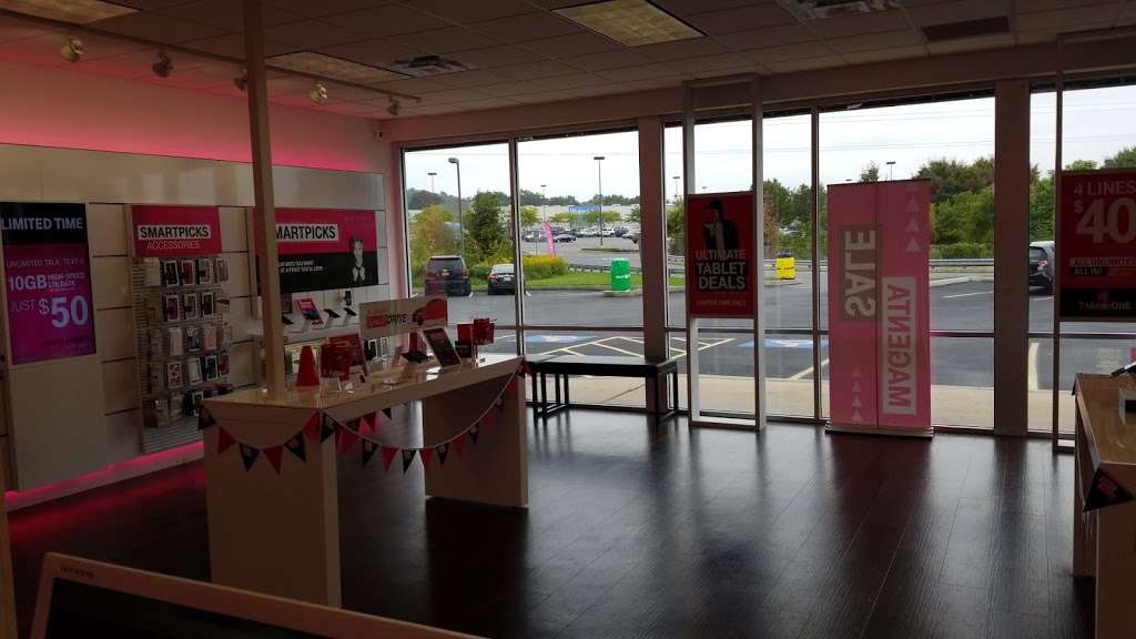 T-Mobile | 884 E Main St, Ephrata, PA 17522, USA | Phone: (385) 274-2487