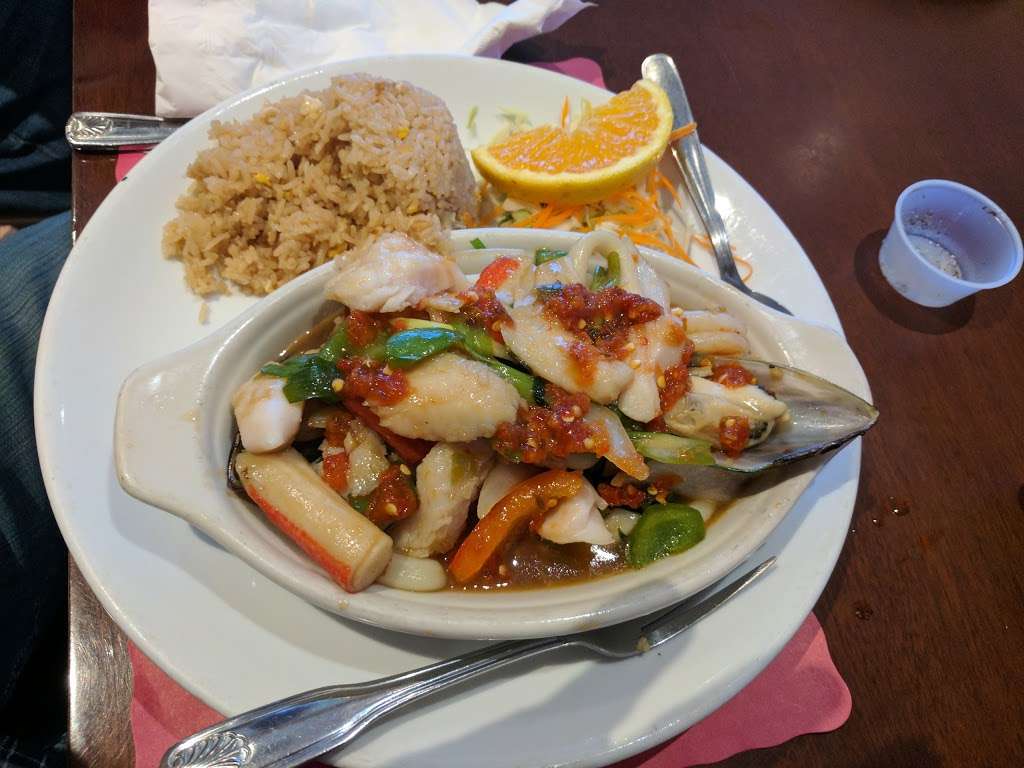 Thai Dawn Bistro | 14317 Bear Valley Rd, Victorville, CA 92392, USA | Phone: (760) 244-7600