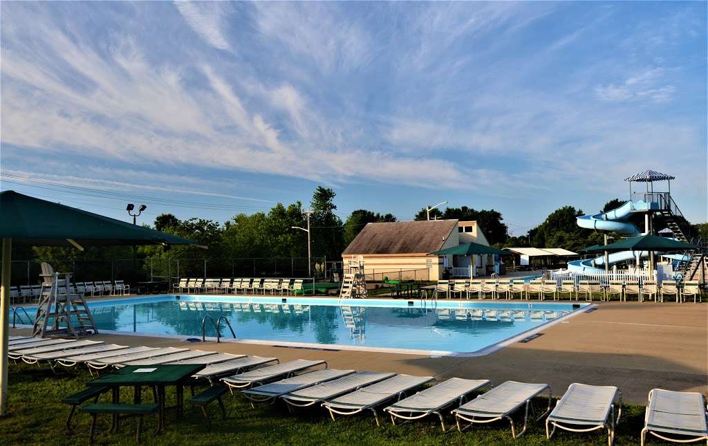 Rec Center Pool | Patuxent Dr, Solomons, MD 20688, USA