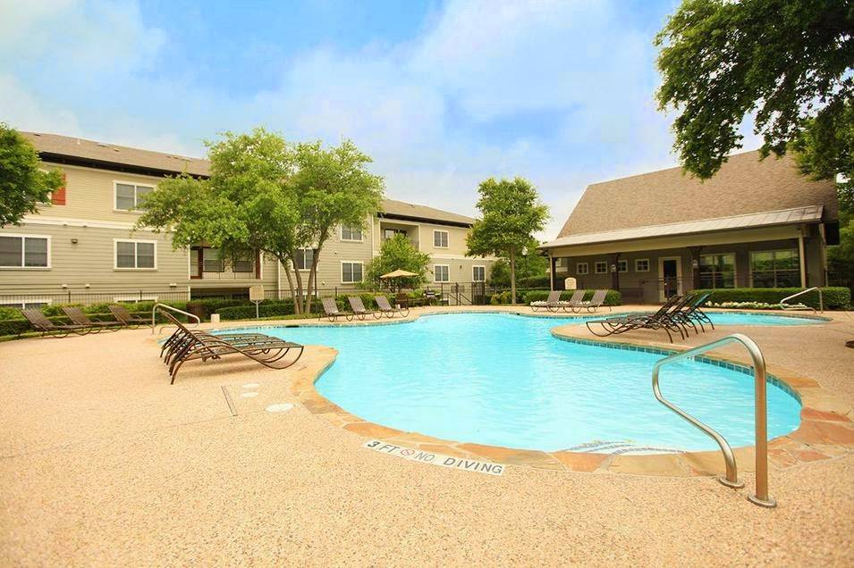 Highlands Hill Country | 3014 W William Cannon Dr, Austin, TX 78745, USA | Phone: (512) 899-0101