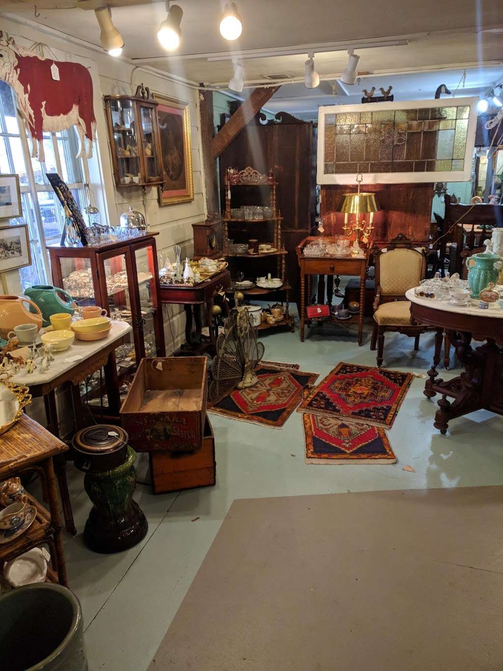 Lafayette Mill Antiques Center | 12 Morris Farm Rd, Lafayette Township, NJ 07848, USA | Phone: (973) 383-0065