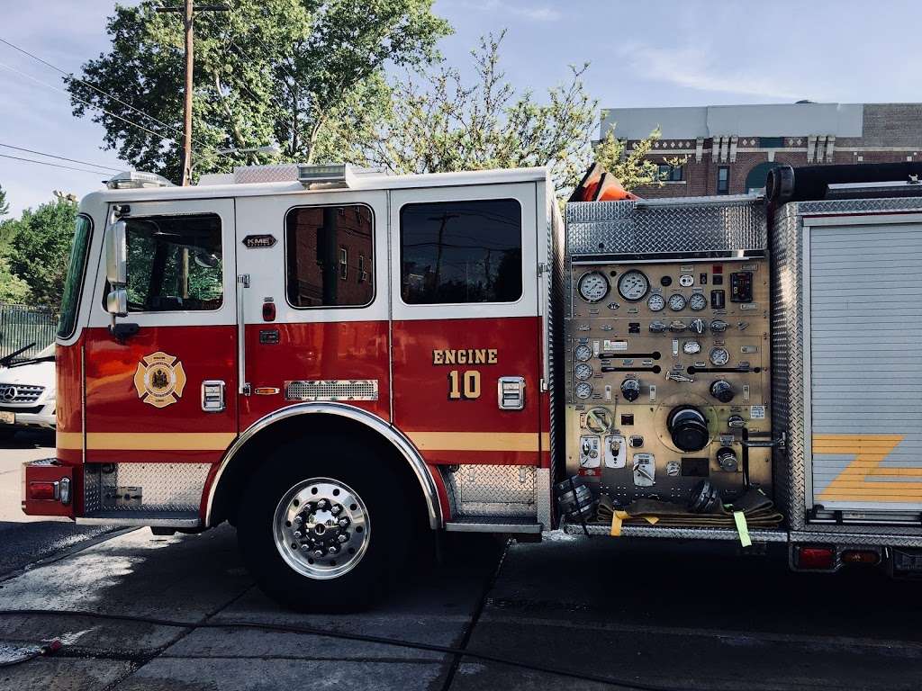 PFD Engine 10 | 1357 S 12th St, Philadelphia, PA 19147, USA