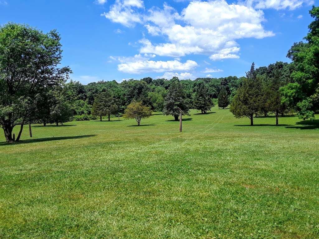 West Hills Small Dog Run | Highhold Dr, Huntington, NY 11743, USA | Phone: (631) 854-4423