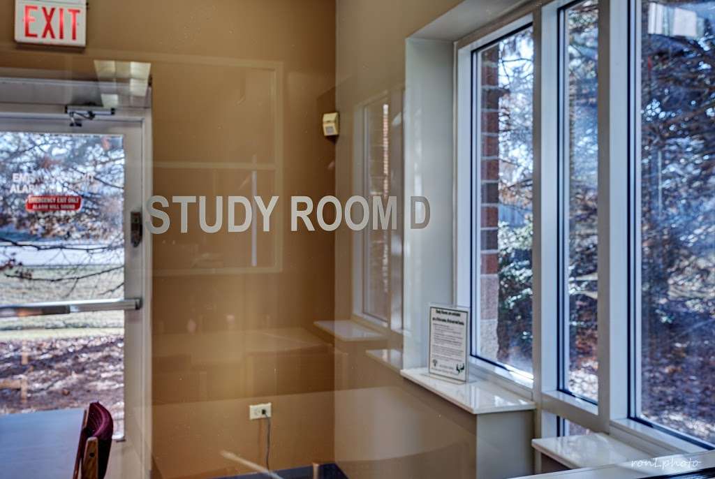 Aurora Public Library Eola Road Branch in 555 S Eola Rd, Aurora, IL