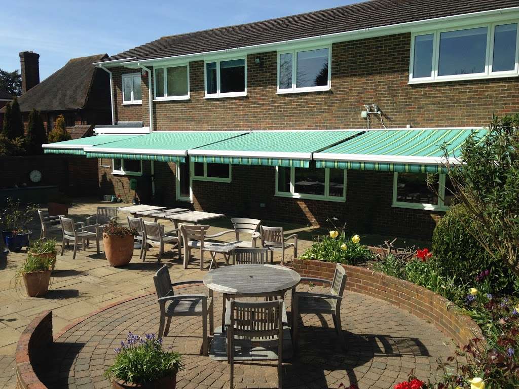 Surrey Blinds & Awnings | Boothlands Bungalow, Partridge Lane, Newdigate, Dorking RH5 5BP, UK | Phone: 01293 871196