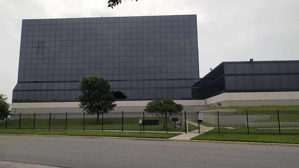 Corporate Warehouse | 2213 Connector Dr, Dallas, TX 75220, USA