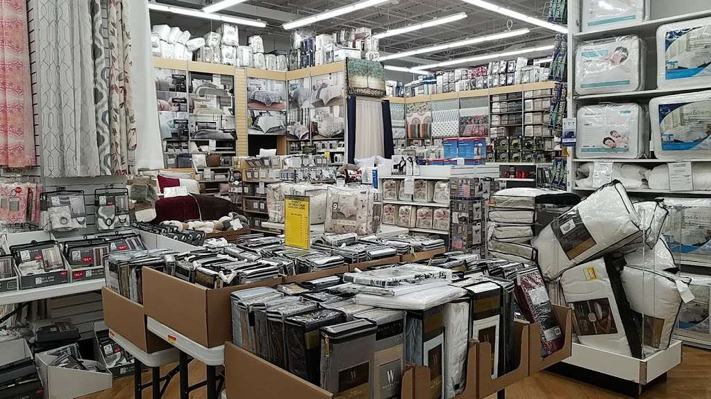 Bed Bath & Beyond | 1741 Ritchie Station Ct, Capitol Heights, MD 20743, USA | Phone: (301) 324-2539