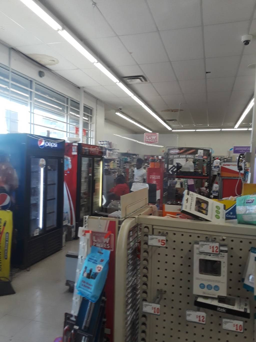 Family Dollar | 6471 W Warren Ave, Detroit, MI 48210, USA | Phone: (313) 263-9551