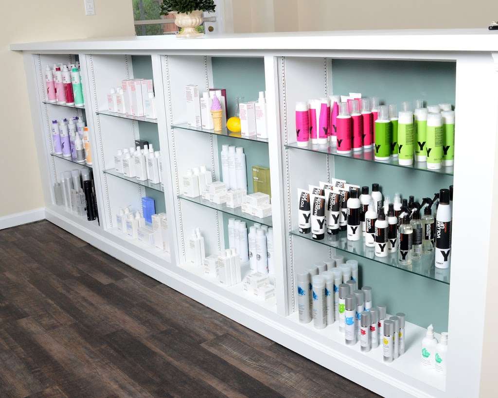 Salon Sestra | 100 Ridge Rd #40, Chadds Ford, PA 19317, USA | Phone: (484) 841-6390