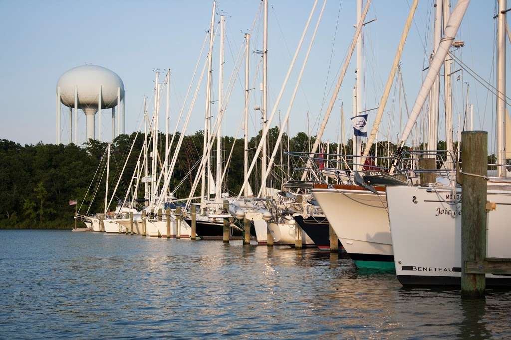 Bert Jabin Yacht Yard | 7310 Edgewood Rd, Annapolis, MD 21403, USA | Phone: (410) 268-9667