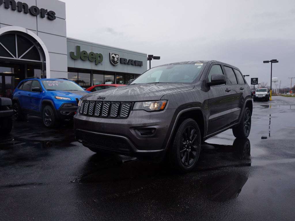 Connors Chrysler Dodge Jeep Ram | 701 E Porter Ave, Chesterton, IN 46304, USA | Phone: (219) 926-7100