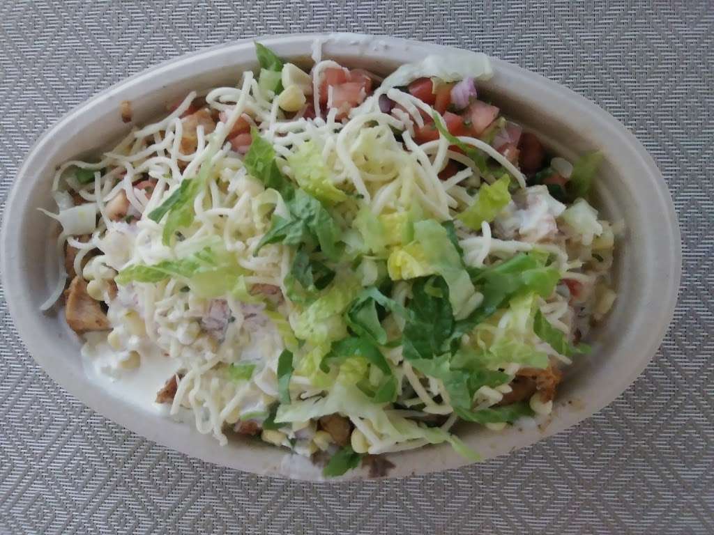 Chipotle Mexican Grill | 564 N Frederick Ave, Gaithersburg, MD 20877, USA | Phone: (240) 632-1228