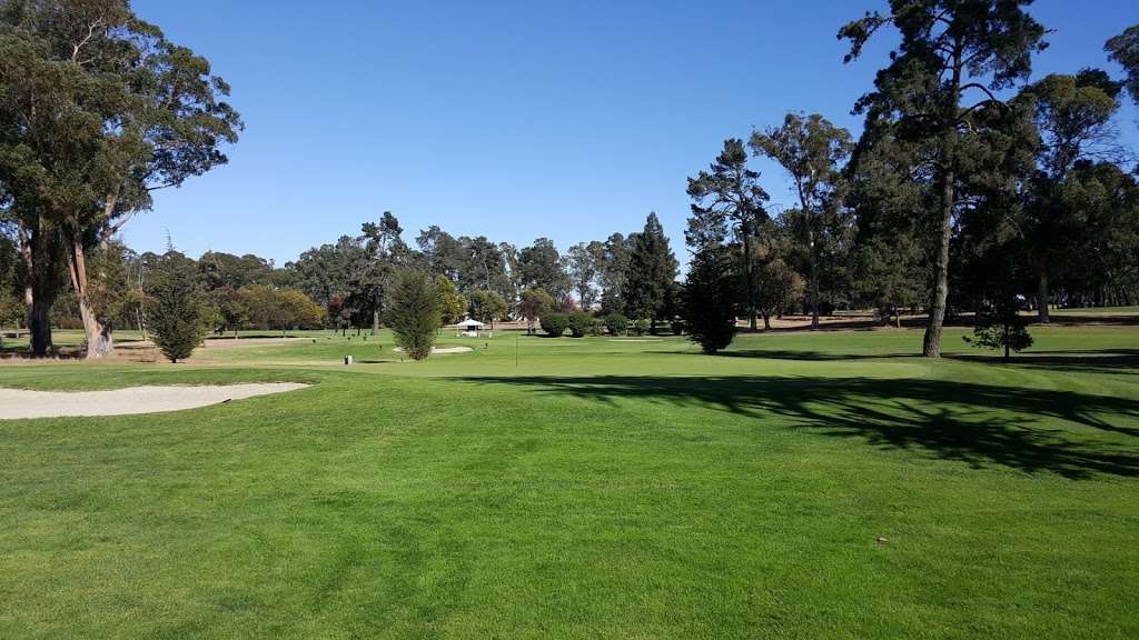 Richmond Country Club | 1 Markovich Ln, Richmond, CA 94806, USA | Phone: (510) 232-1080