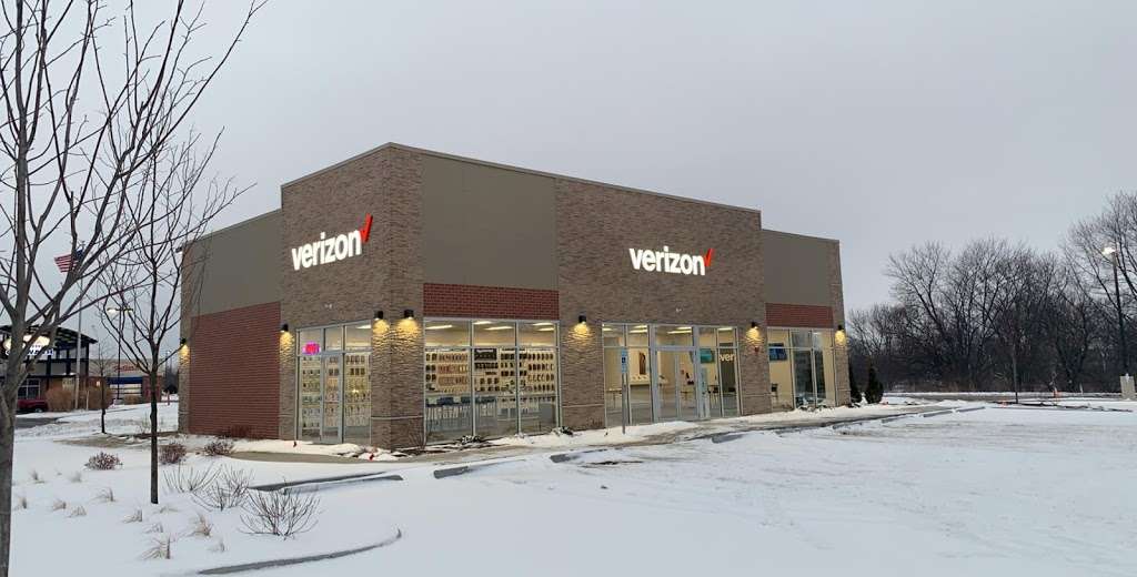 Verizon Authorized Retailer – GoWireless | 2011 Orchard Rd, Montgomery, IL 60538, USA | Phone: (630) 748-8199