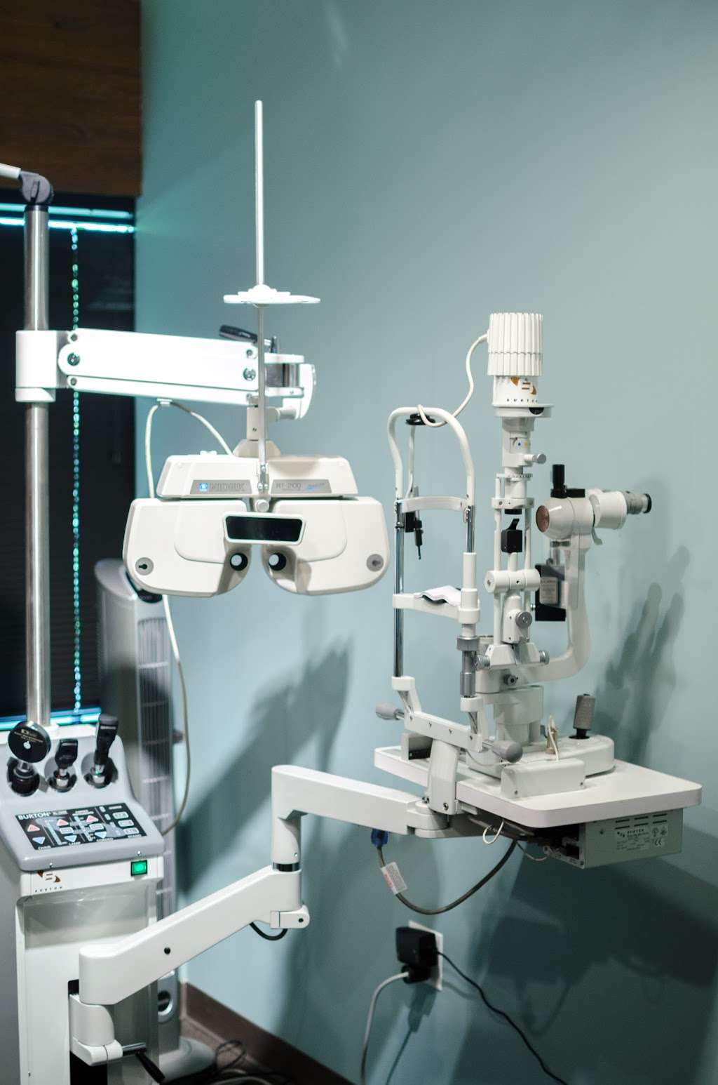 Coventry Eyecare Associates Ltd | 500 Coventry Ln #200, Crystal Lake, IL 60014, USA | Phone: (815) 459-5433