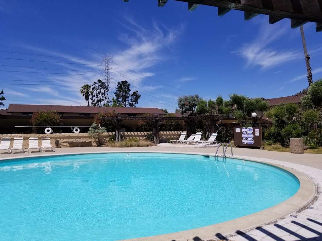 Franciscan Apartments | 888 Foster City Blvd, Foster City, CA 94404 | Phone: (650) 349-1083
