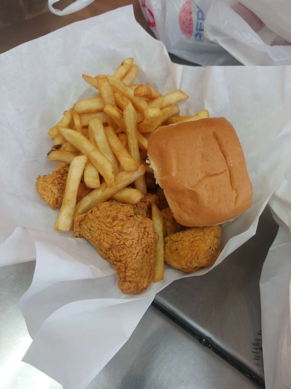 Louisiana Fried Chicken | 4441 S Western Ave, Los Angeles, CA 90062, USA | Phone: (323) 296-8859