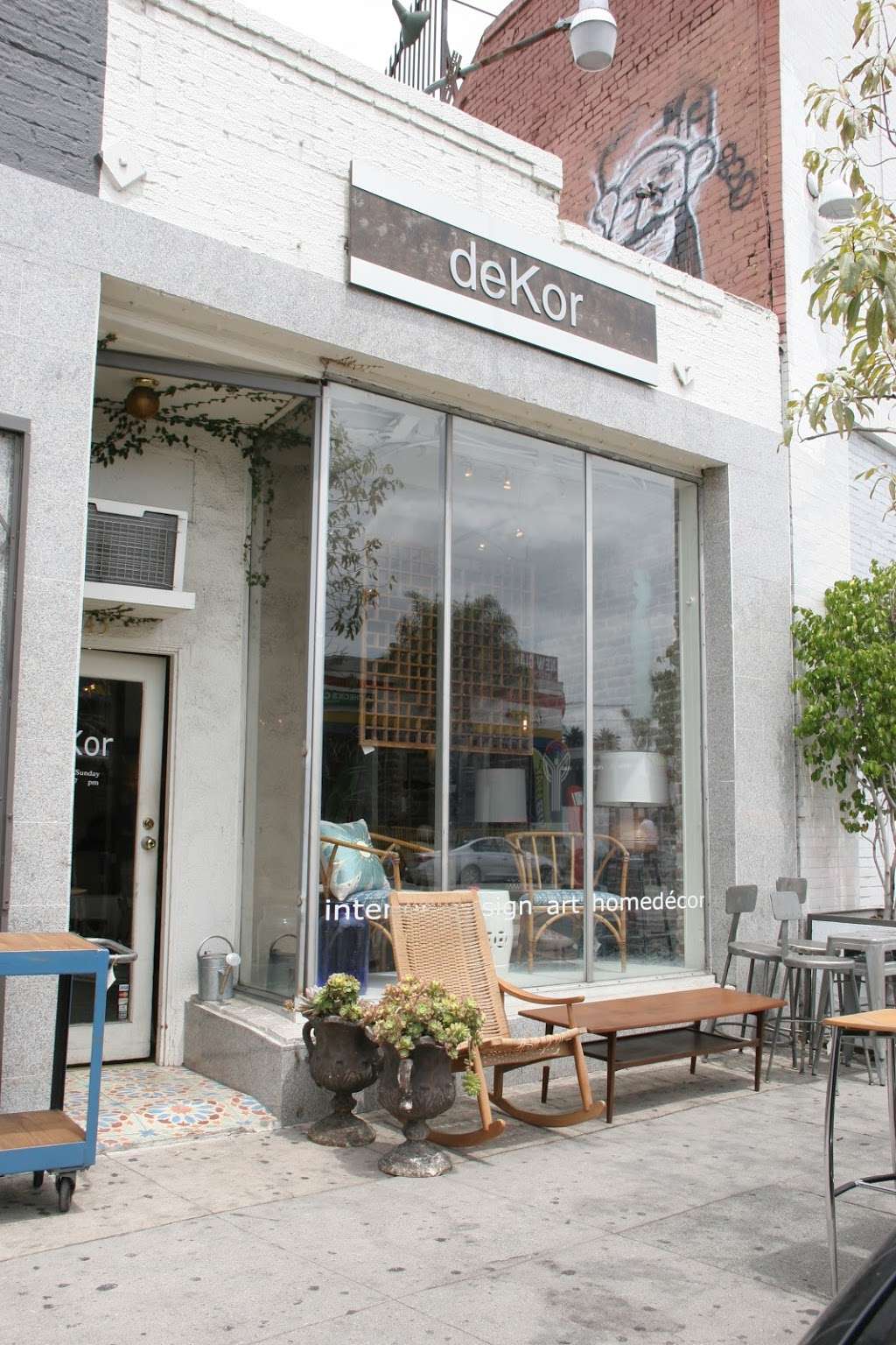 deKor | 3191 Glendale Blvd, Los Angeles, CA 90039, USA | Phone: (323) 522-6842