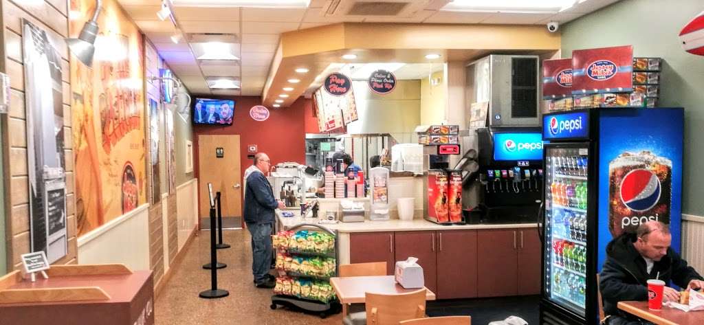 Jersey Mikes Subs | 586 Veterans Memorial Hwy #5, Hauppauge, NY 11788, USA | Phone: (631) 780-5656