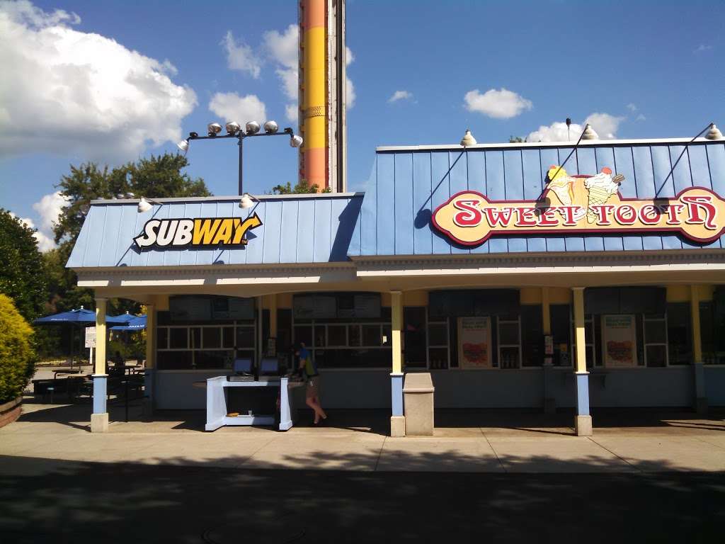 Subway | 16000 Theme Park Way, Doswell, VA 23047 | Phone: (804) 876-5073