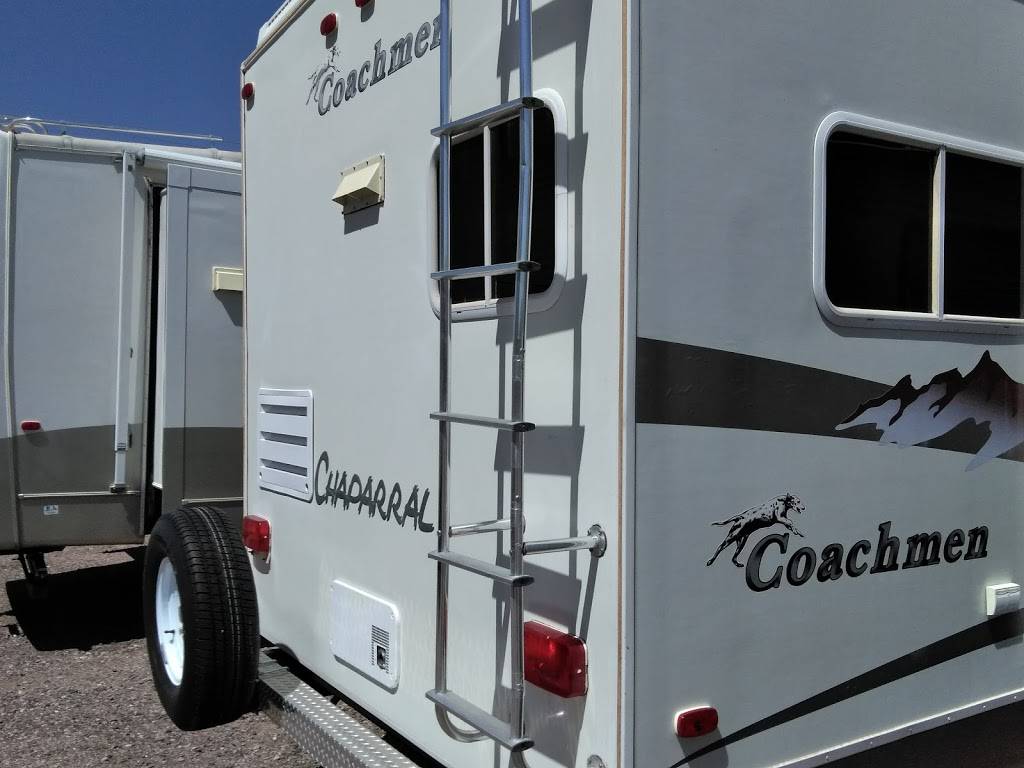 RV Park Model Traders | 11111 E Apache Trail, Apache Junction, AZ 85120 | Phone: (480) 986-1760