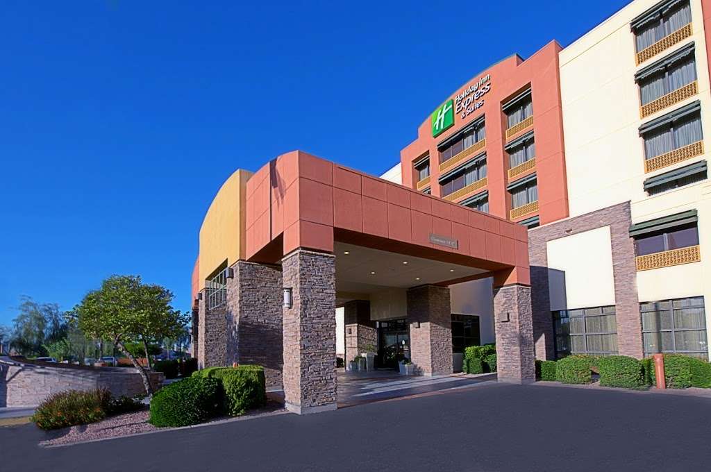 Holiday Inn Express & Suites Tempe | 1520 W Baseline Rd, Tempe, AZ 85283, USA | Phone: (480) 831-9800