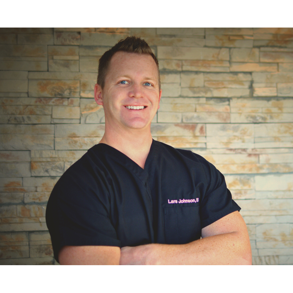 Dr. Lars A. Johnson, DDS | 1722 Algonquin Rd, Hoffman Estates, IL 60192, USA | Phone: (847) 934-8070