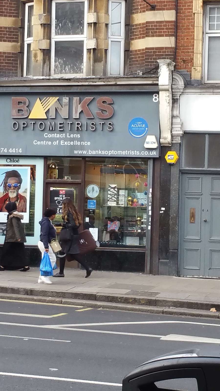 Banks Optometrists | 8 Acre Ln, Brixton, London SW2 5SG, UK | Phone: 020 7274 4414