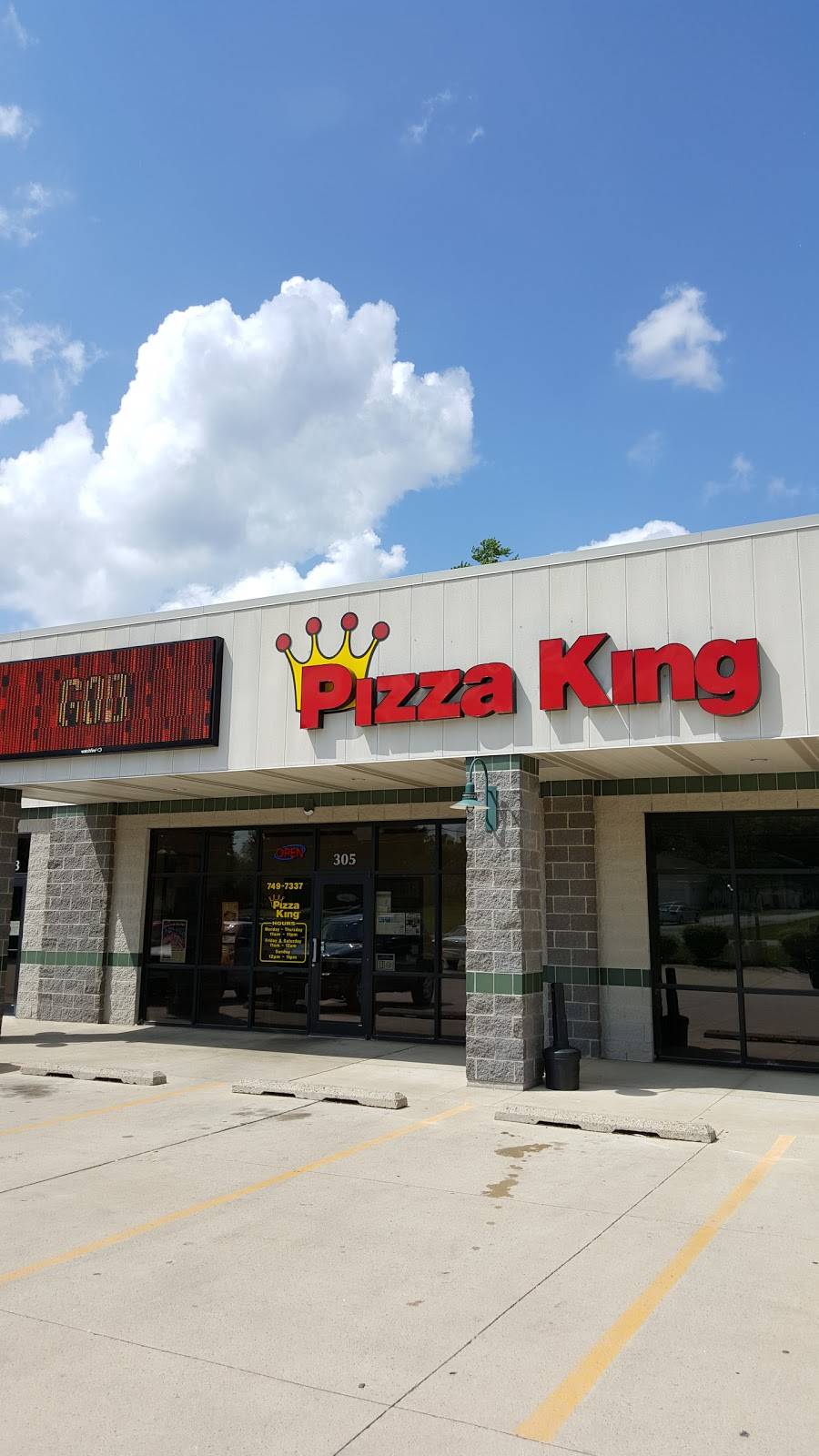 Pizza King | 305 IN-930, New Haven, IN 46774, USA | Phone: (260) 749-7337