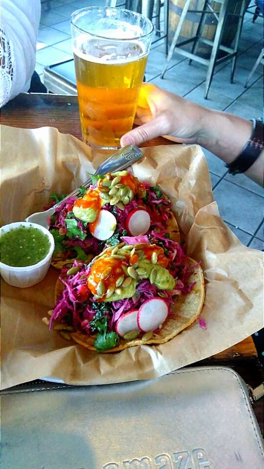 Beach House Fish | 668 E Harbor Blvd, Ventura, CA 93001, USA | Phone: (805) 643-4783