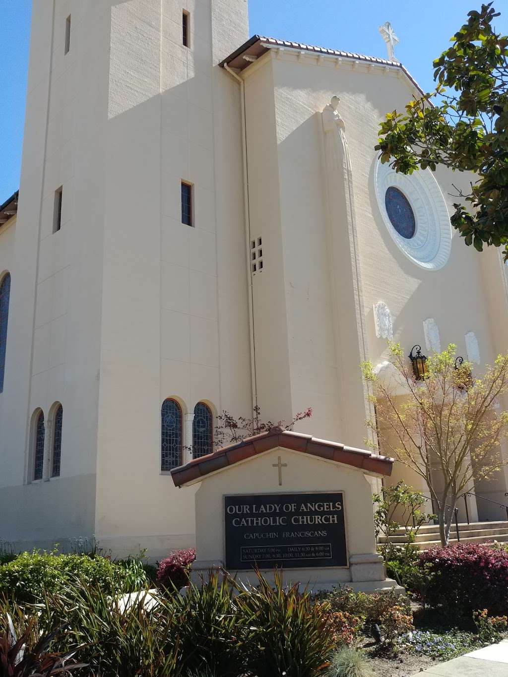 Our Lady of Angels Catholic | 1721 Hillside Dr, Burlingame, CA 94010, USA | Phone: (650) 347-7768