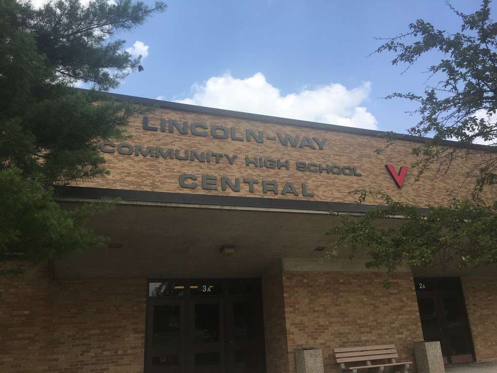 Lincoln-Way Central High School | 1801 E Lincoln Hwy, New Lenox, IL 60451, USA | Phone: (815) 462-2100