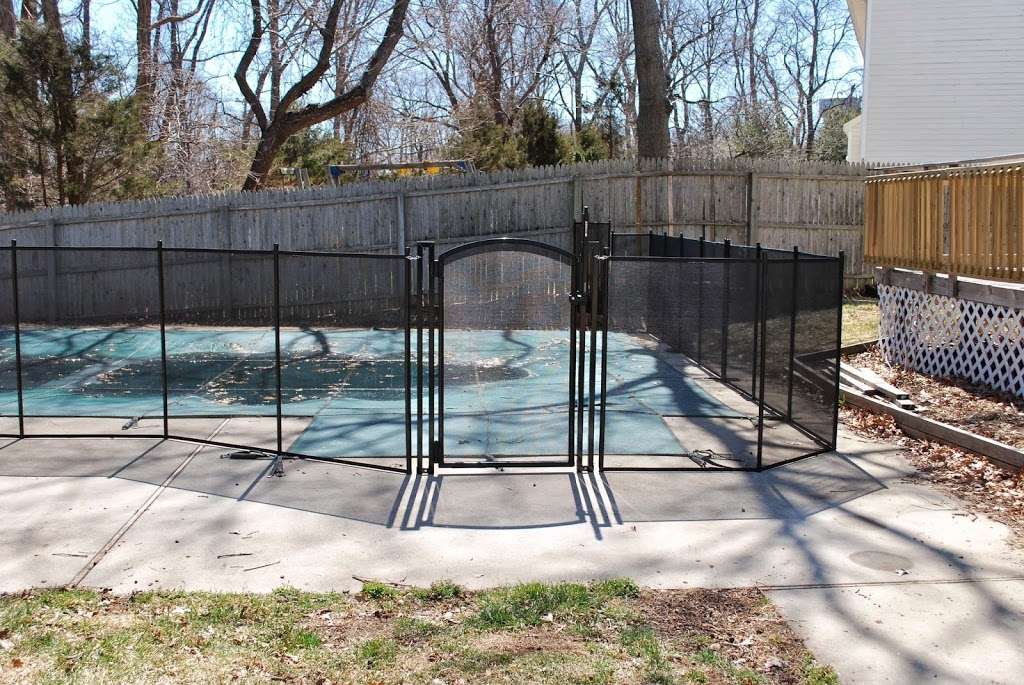 Pool Fence Of New York | 517 Florence Rd, Mineola, NY 11501 | Phone: (516) 797-0289